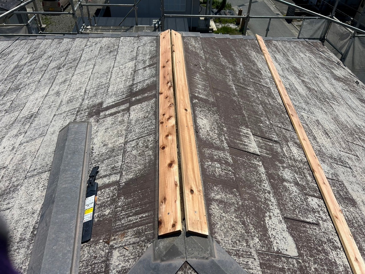 甲斐市　棟板金工事下地